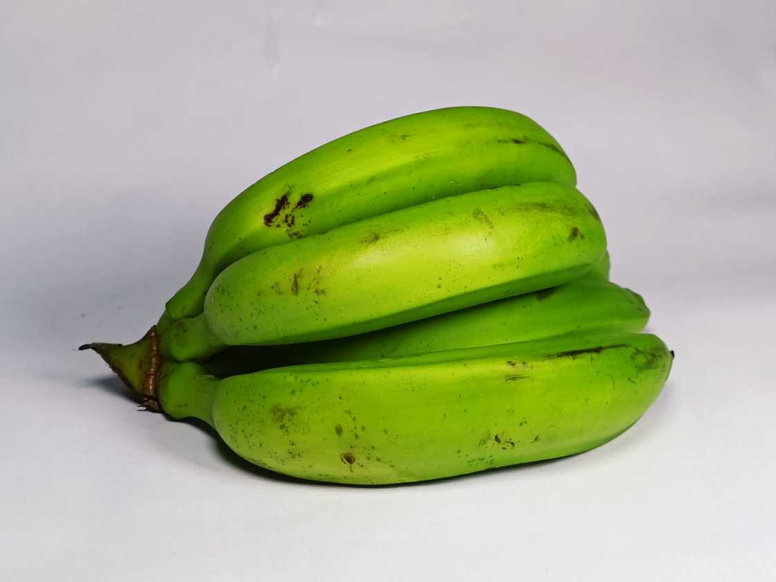 Banano criollo pintón kilogramo